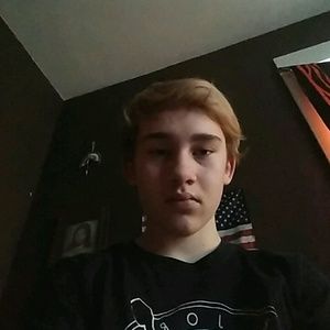 Meet your Posher, Devan